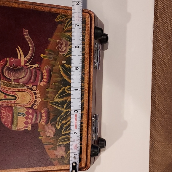 NWOT Women's Wooden Box Painted Handbag W/Shoulder Strap - Picture 11 of 16